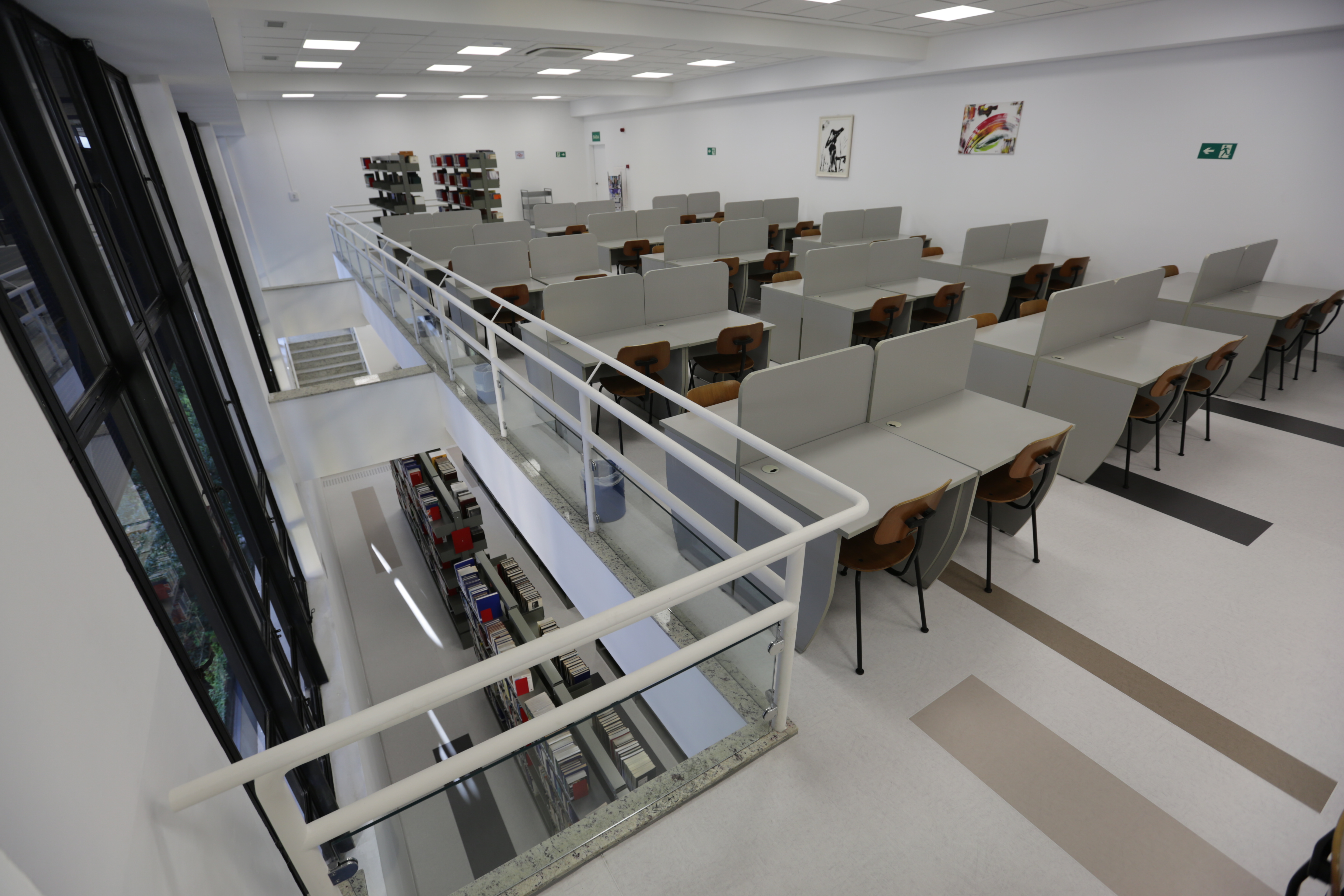 Biblioteca Sp 6