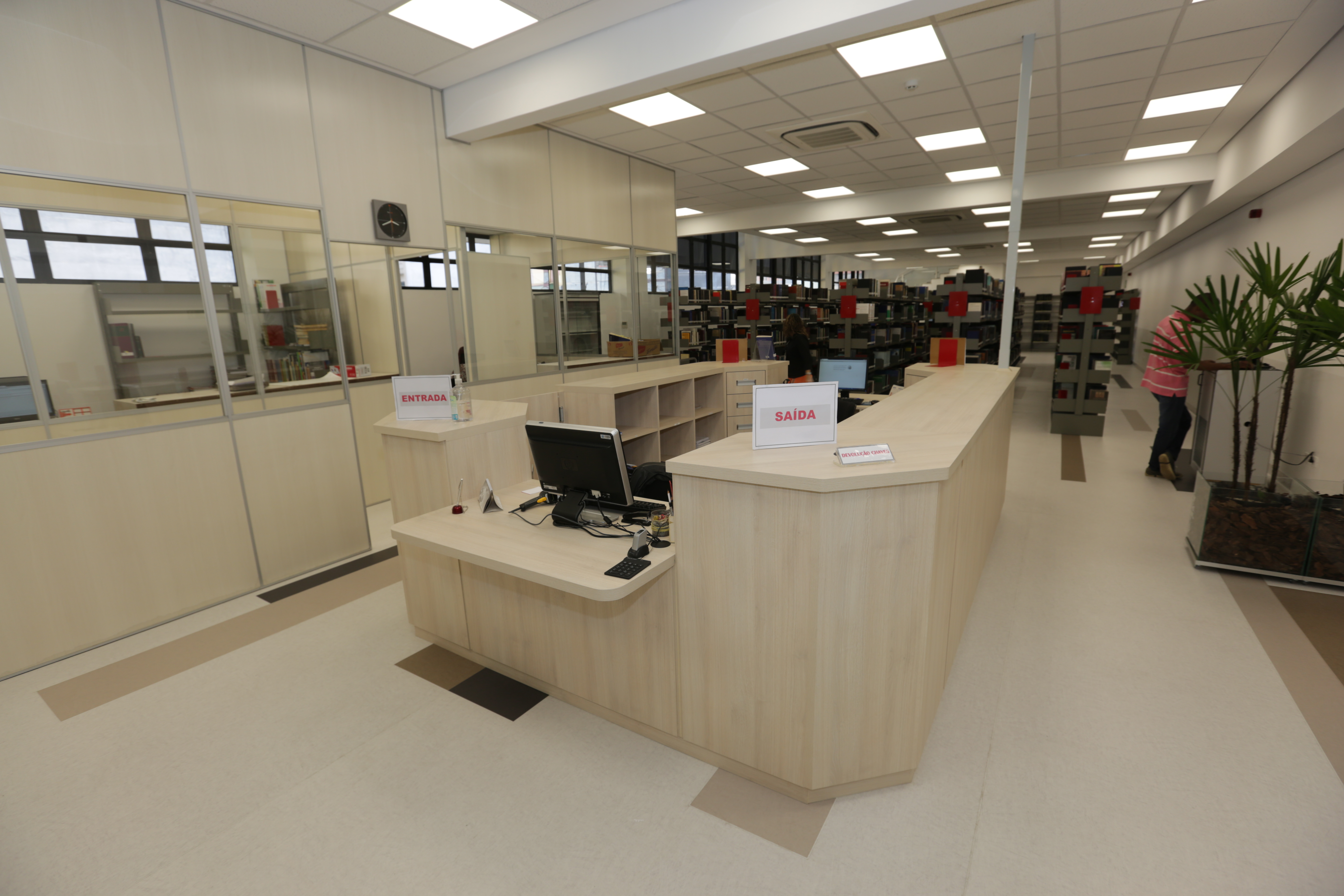 Biblioteca Sp 8